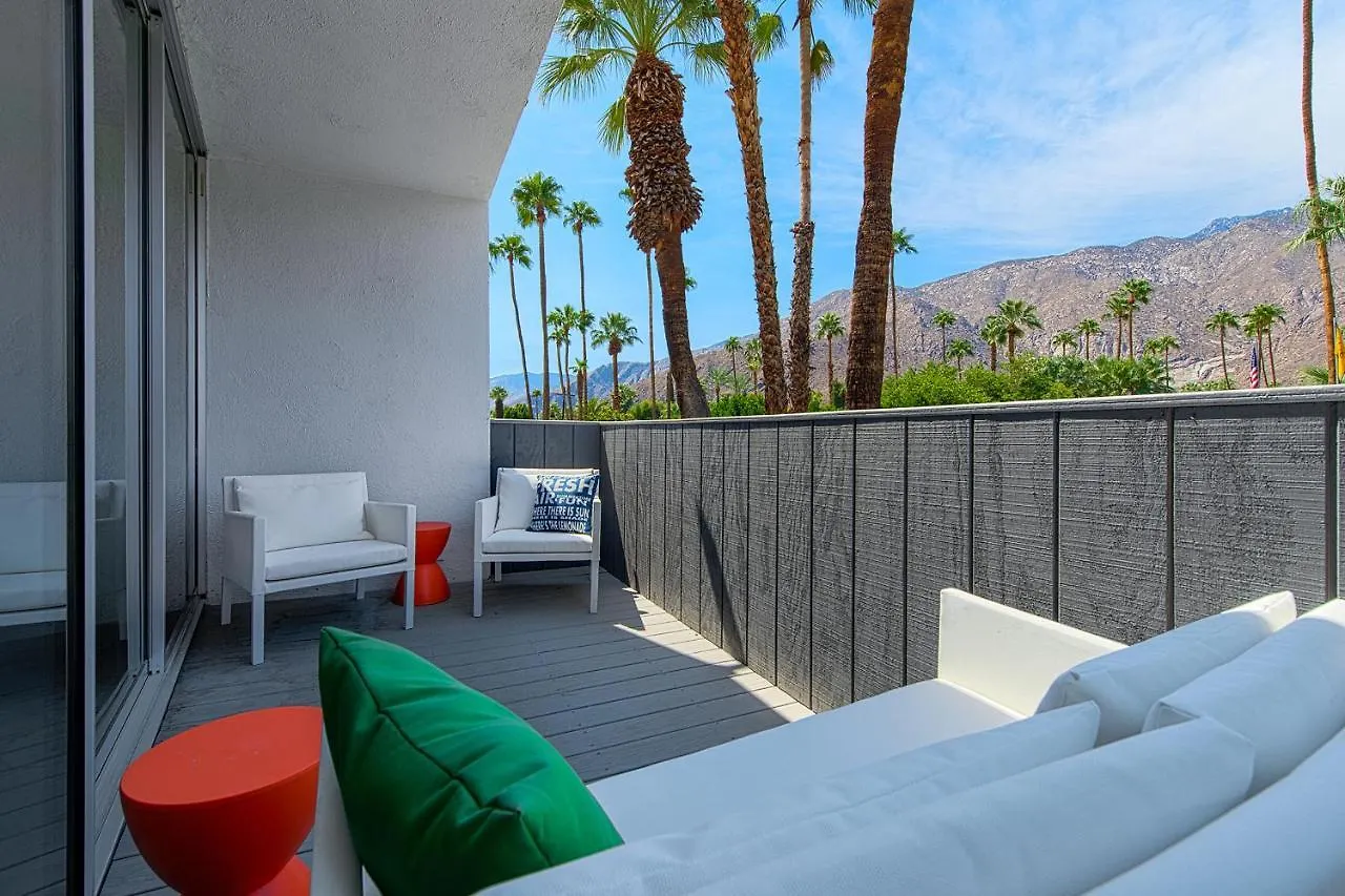 Hotel The Twist Palm Springs 3*,